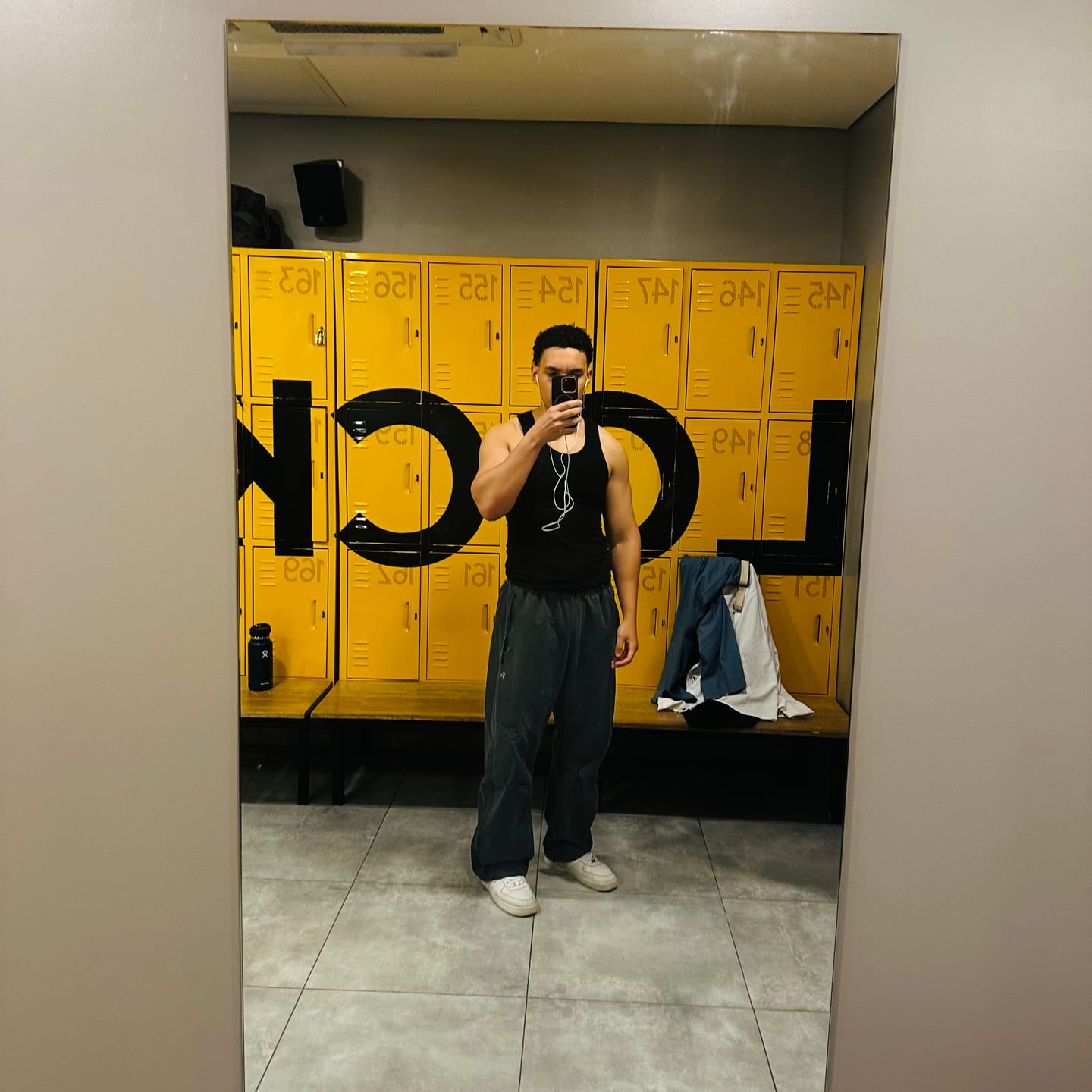 Customer photo review of 2085 - Washed Training Pants