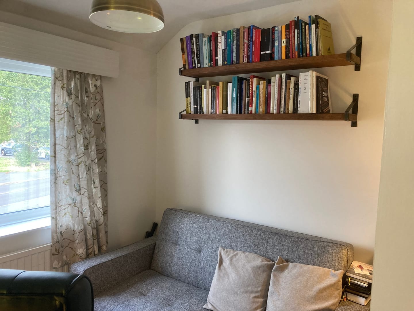 Customer photo review of Rustic Wooden Wall Shelves with Triangle Metal Wall Brackets