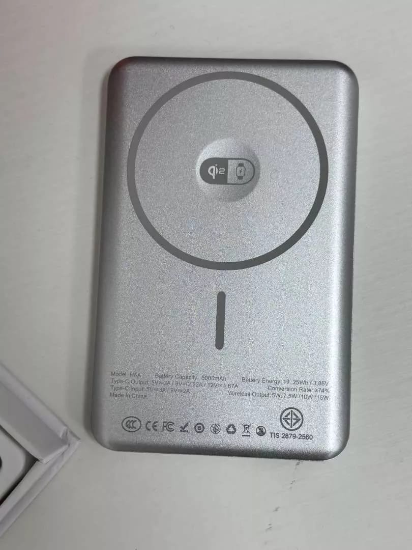 Customer photo review of Smart LED Cat Screen Wireless Powerbank