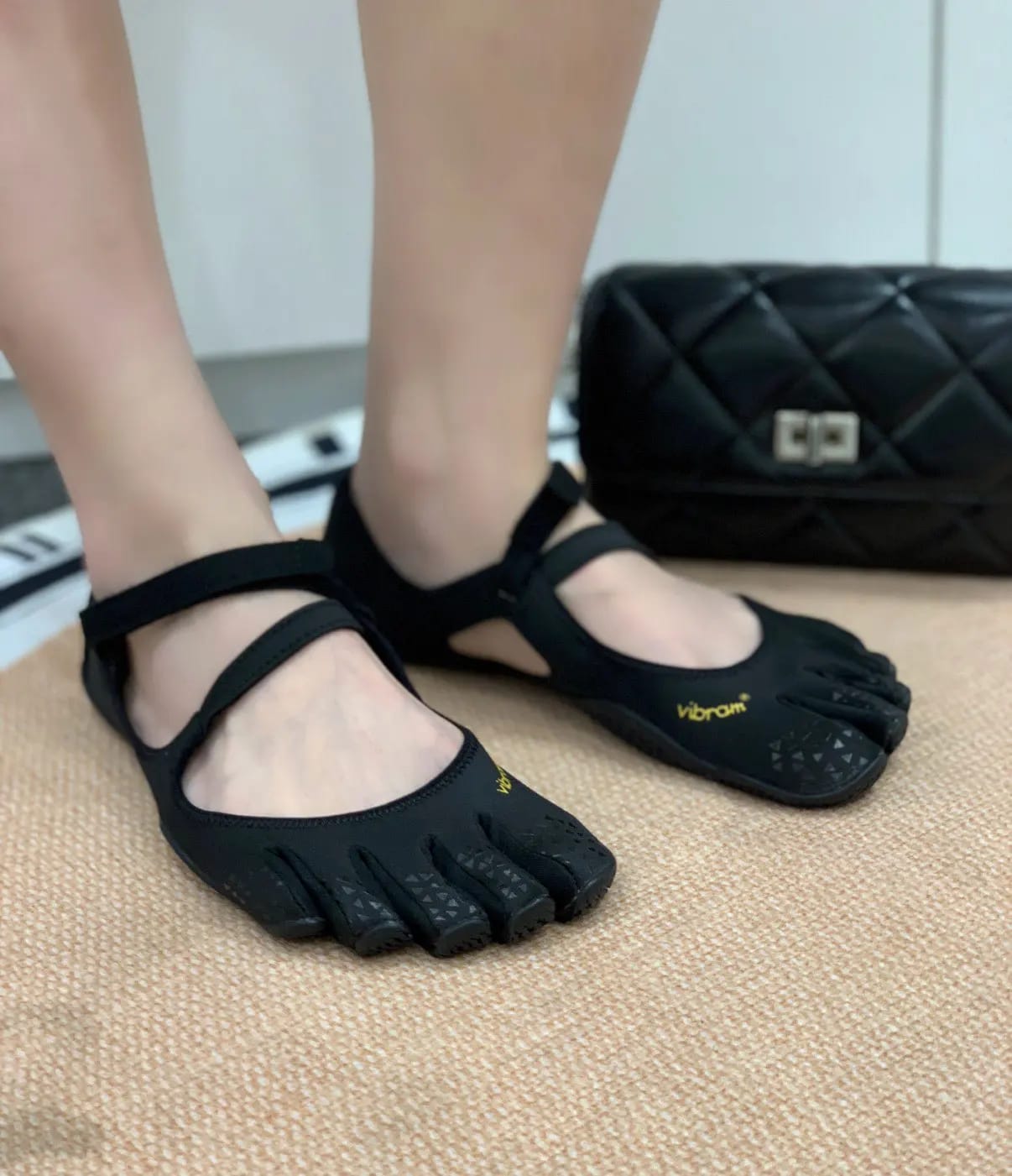 Customer photo review of Five Toe Shoes