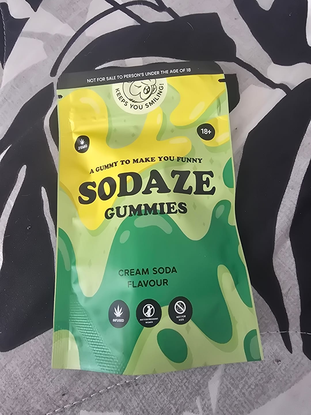 Customer photo review of THC Sodaze Cream Soda Gummies 25mg