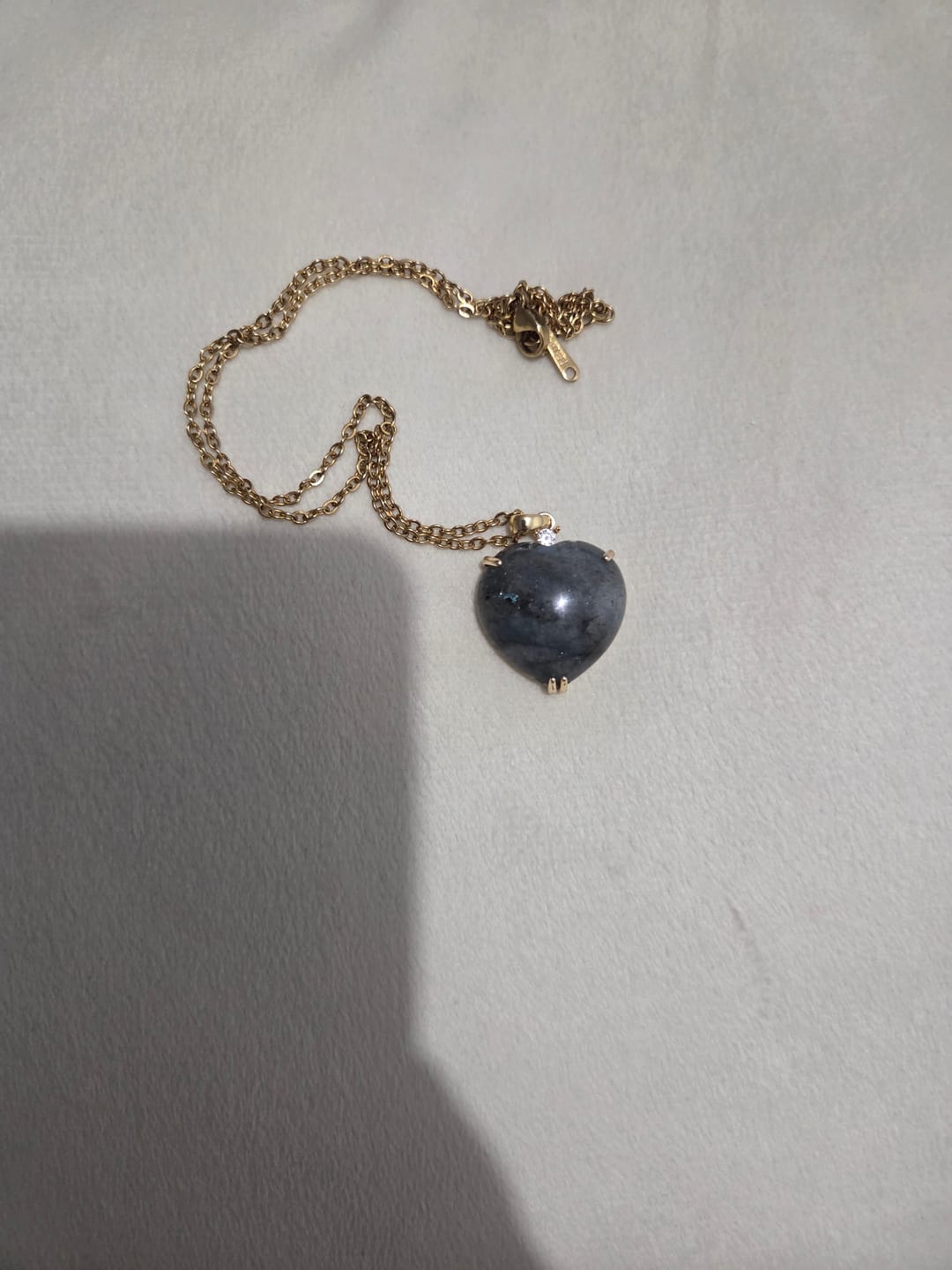 Customer photo review of Pendentif Labradorite Coeur