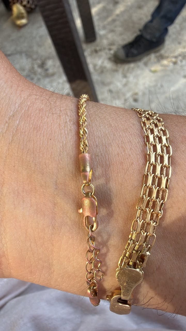 Customer photo review of Pulseras Lazo en Oro laminado 18k Para Pareja