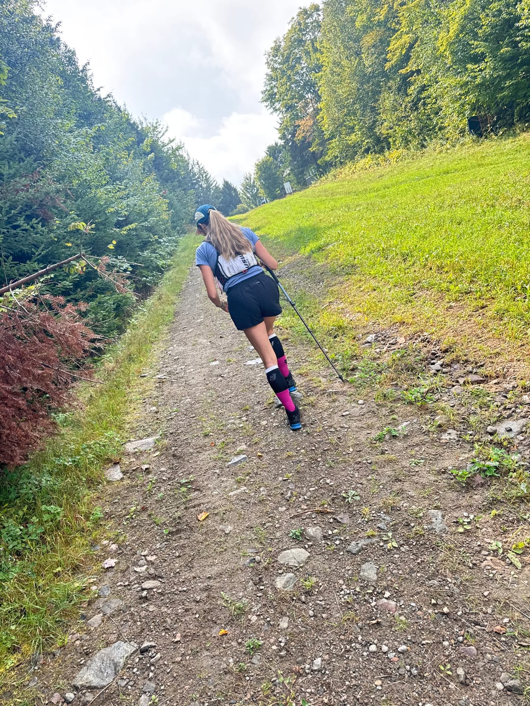 Customer photo review of PACE 8L Trail Running Vest Outlet