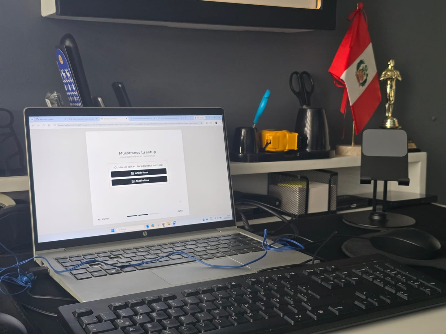 Customer photo review of Stand Giratorio para Tablet y Celular de altura ajustable