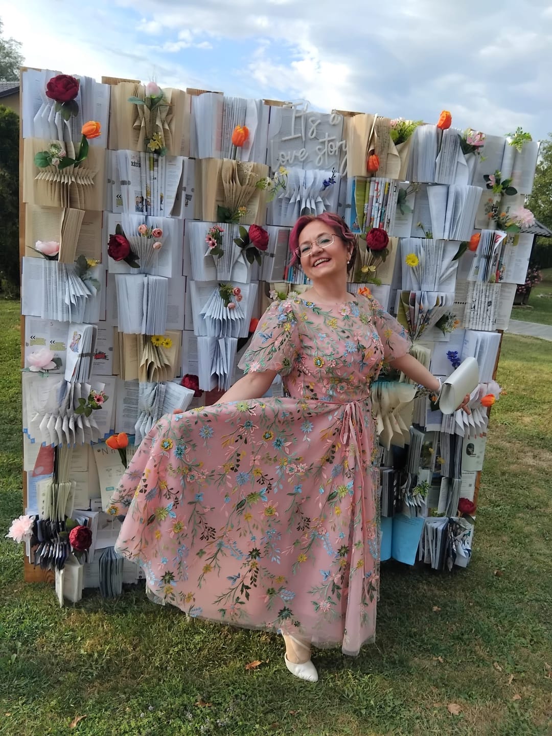 Customer photo review of Corset Short Sleeves Floral Embroidery Midi Dress