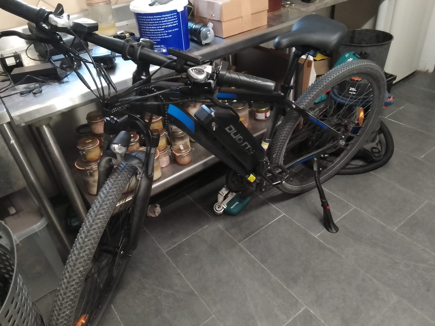Customer photo review of Cycling Pack(Free gifts with E-bike purchase,includes mudguards,rear rack,and phone holder bag)