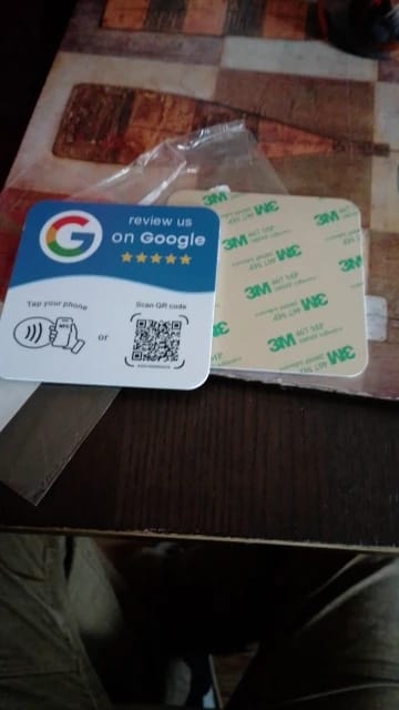 Customer photo review of Placa NFC para reseñas de Google