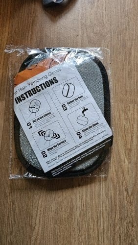 Customer photo review of Gant Anti-Poils Aquelie™ — Un intérieur propre et sans poils en quelques secondes