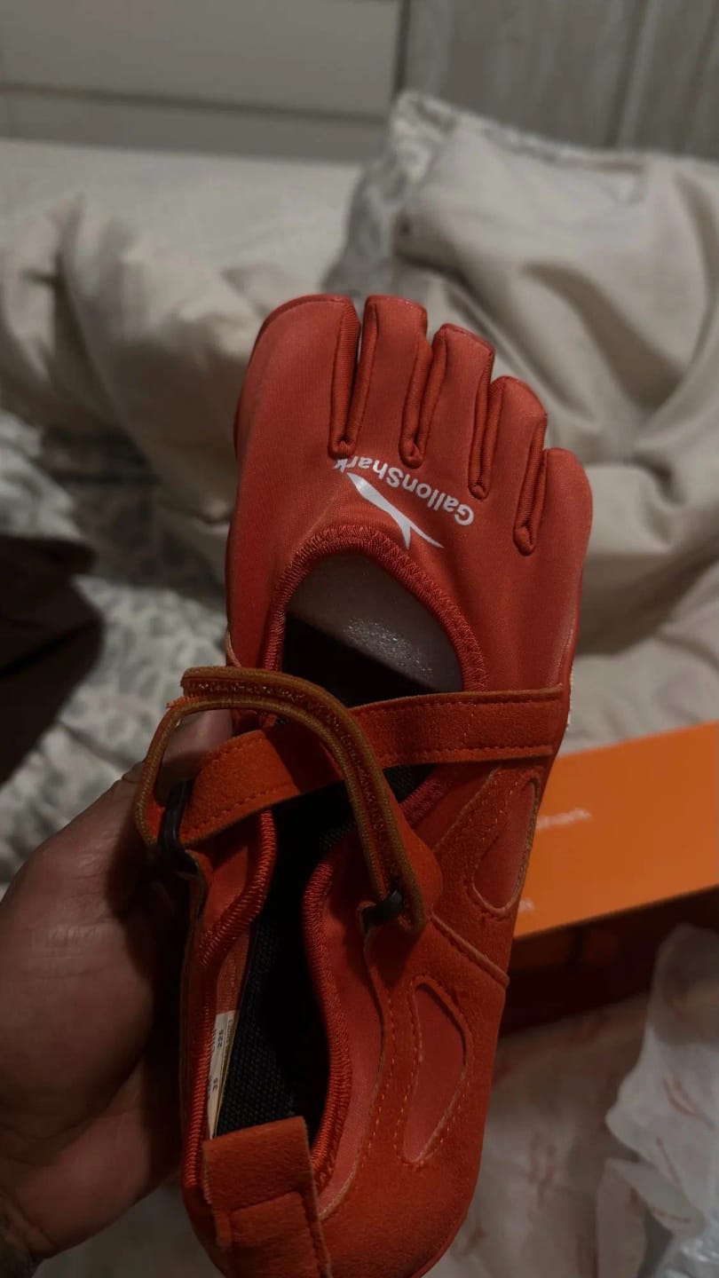 Customer photo review of Five Toe Shoes