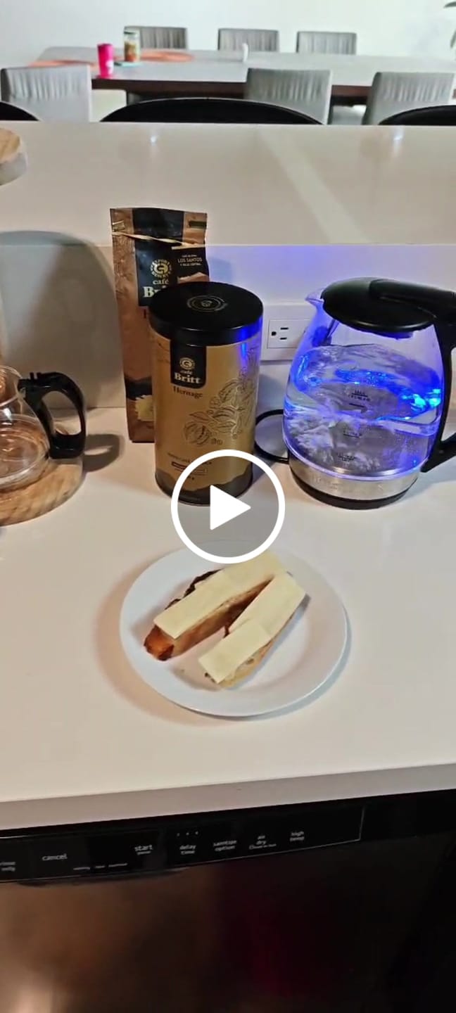Customer video review of Café Britt Heritage 2026 Molido