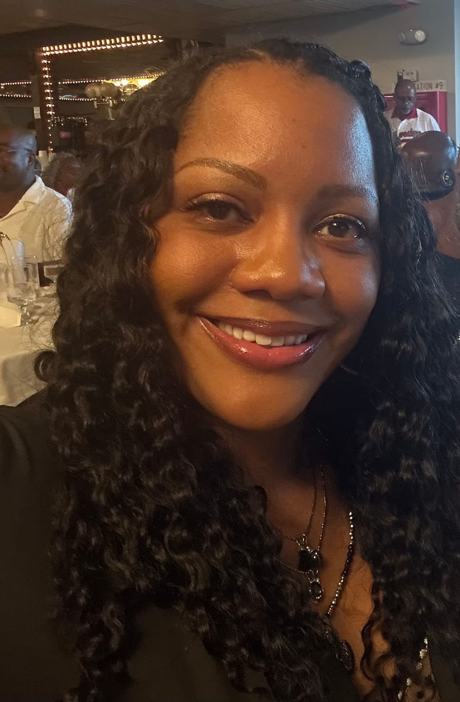 Customer photo review of Human Crochet Hair Deep Wave for Miracle Knots