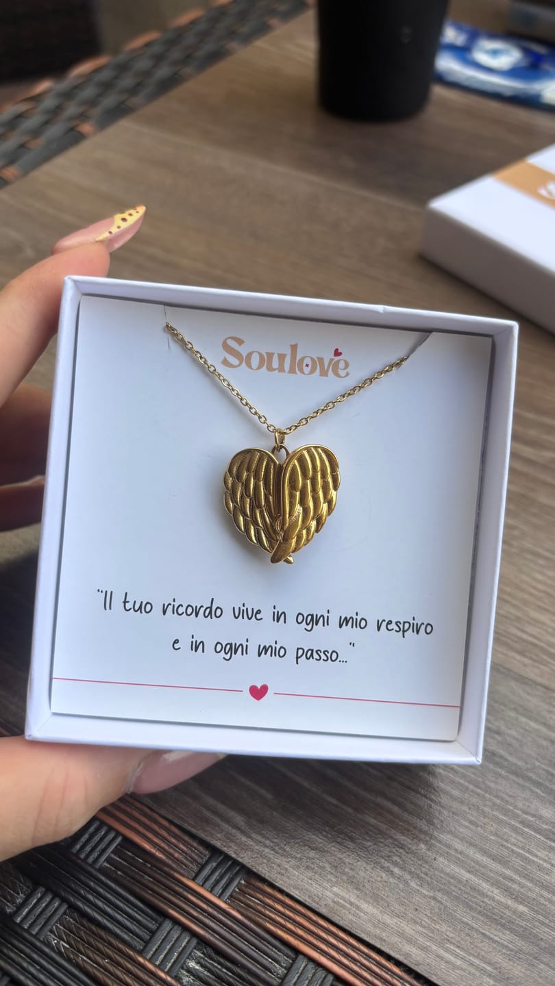 Customer photo review of Collana Angelo con Foto e Incisione ✦ Collana Eternal