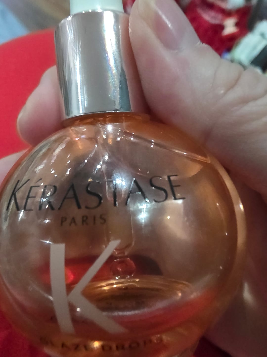 Customer photo review of Kérastase Gloss Absolu Glaze Drops High-Shine Anti-Frizz Hair Oil 45ml