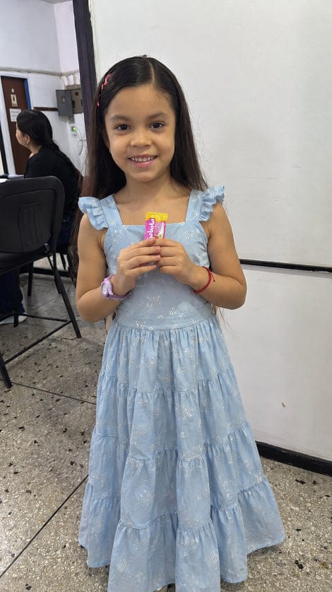 Customer photo review of Vestido Largo para niña - Gabriela
