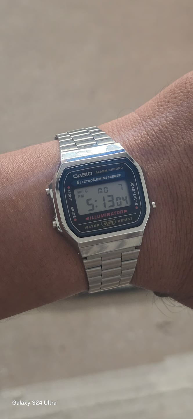 Customer photo review of Reloj Casio Vintage A168WA-1W Electroluminescence Plateado