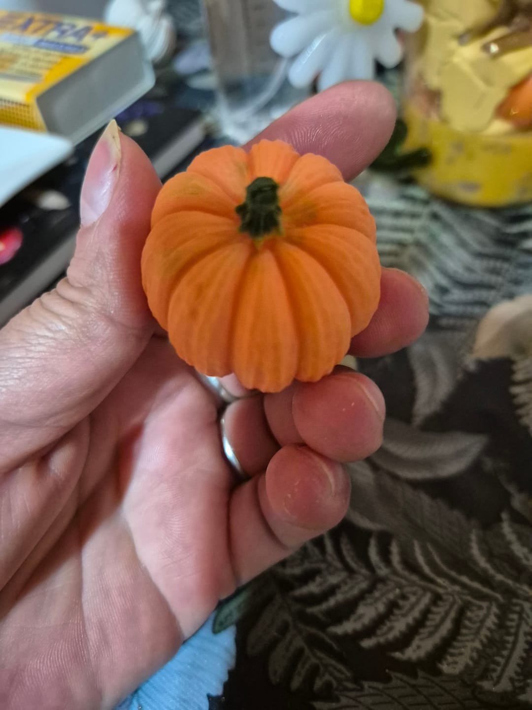 Customer photo review of Colorante líquido para velas NARANJA