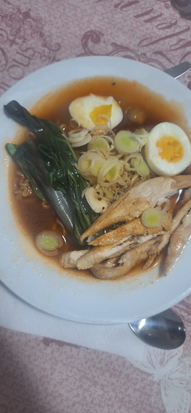 Customer photo review of BULDAK RAMEN AL GUSTO DI POLLO FRITTO COREANO MULTIPACK DA 5PZ X 140G