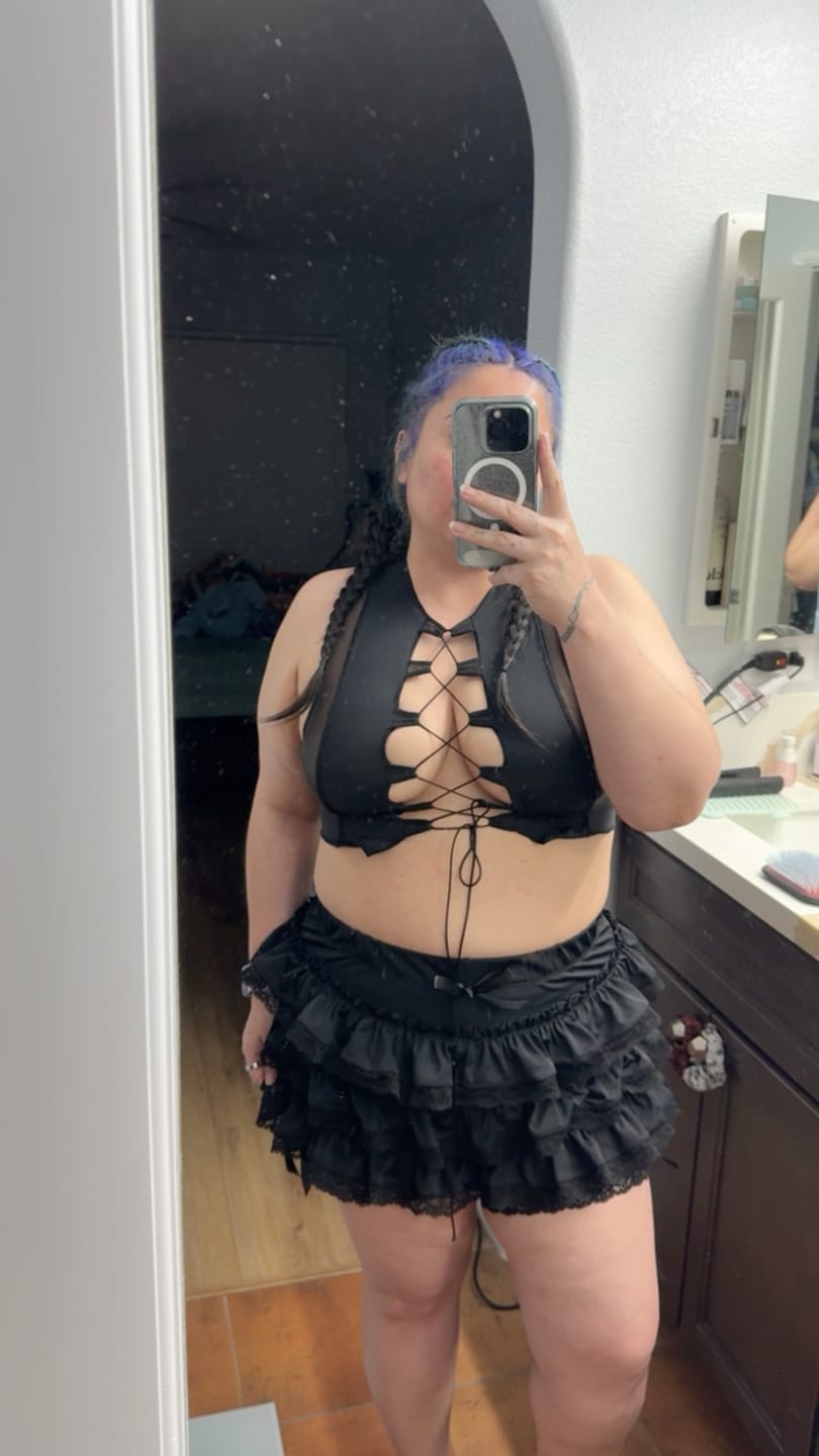 Customer photo review of ✨PRE ORDER✨Black Bloomers