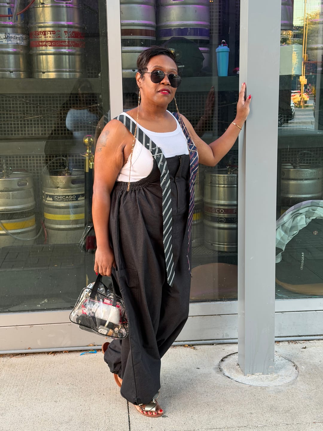 Customer photo review of The "Shanice" Oversized Jumper in Blackish Blue | Free Shipping Included