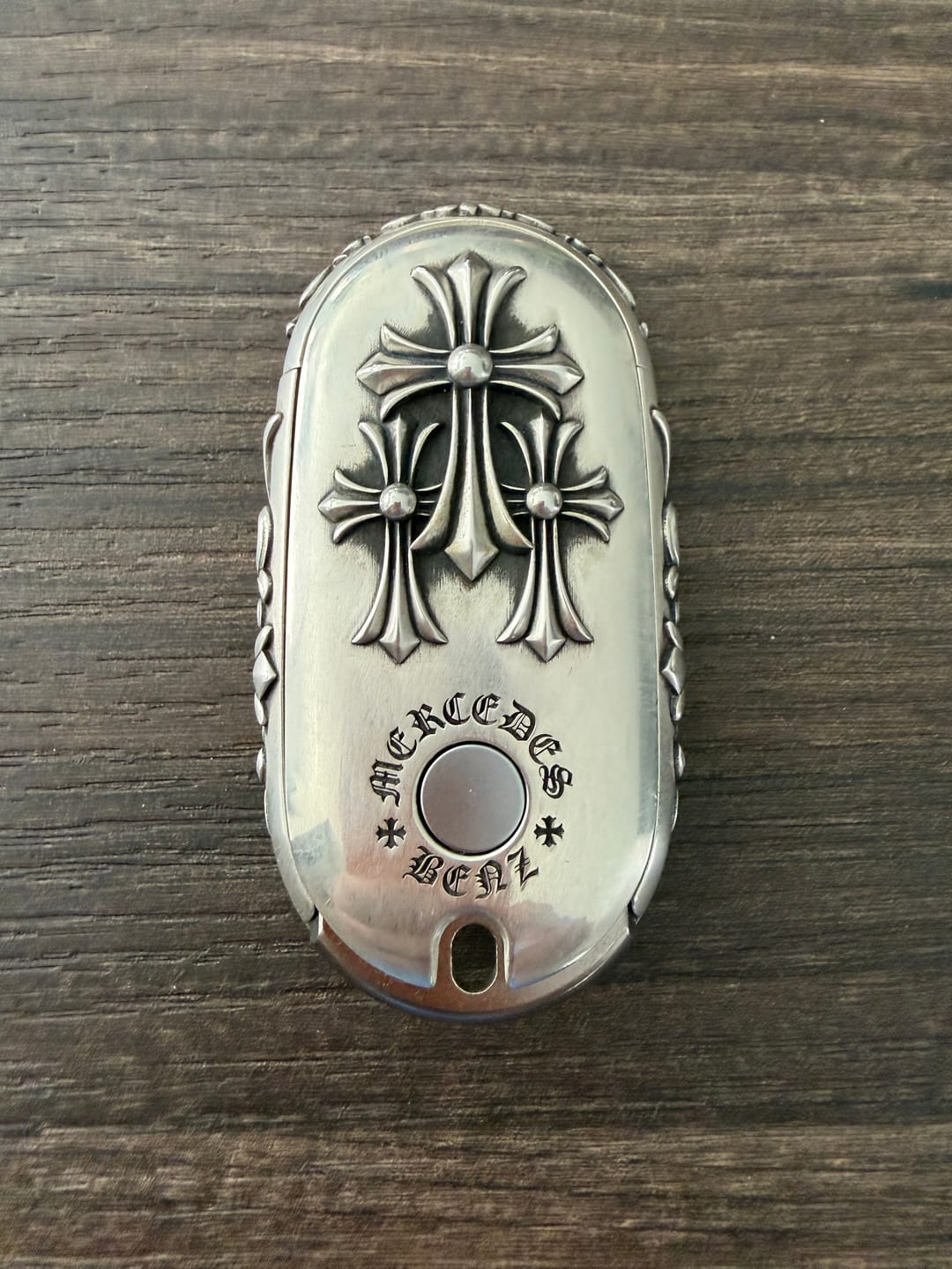 Customer photo review of Mercedes-Benz Personalized Handcrafted Car Key Cover [Rounded Capsule]