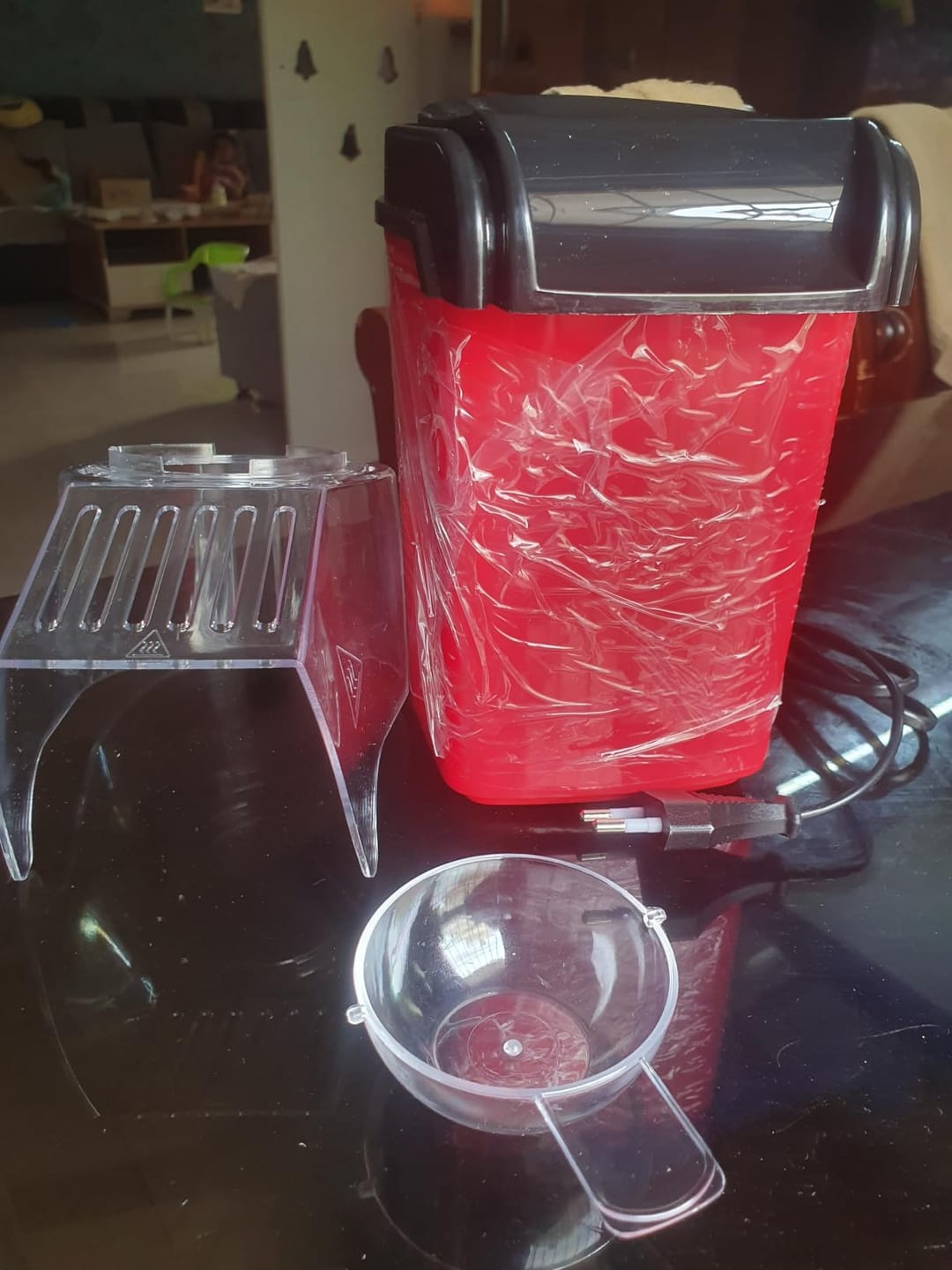Customer photo review of Oil-Free Popcorn Maker Machine