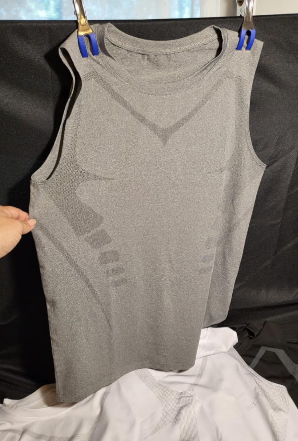 Customer photo review of KORVEN™ | Disimula Abdomen y Pecho