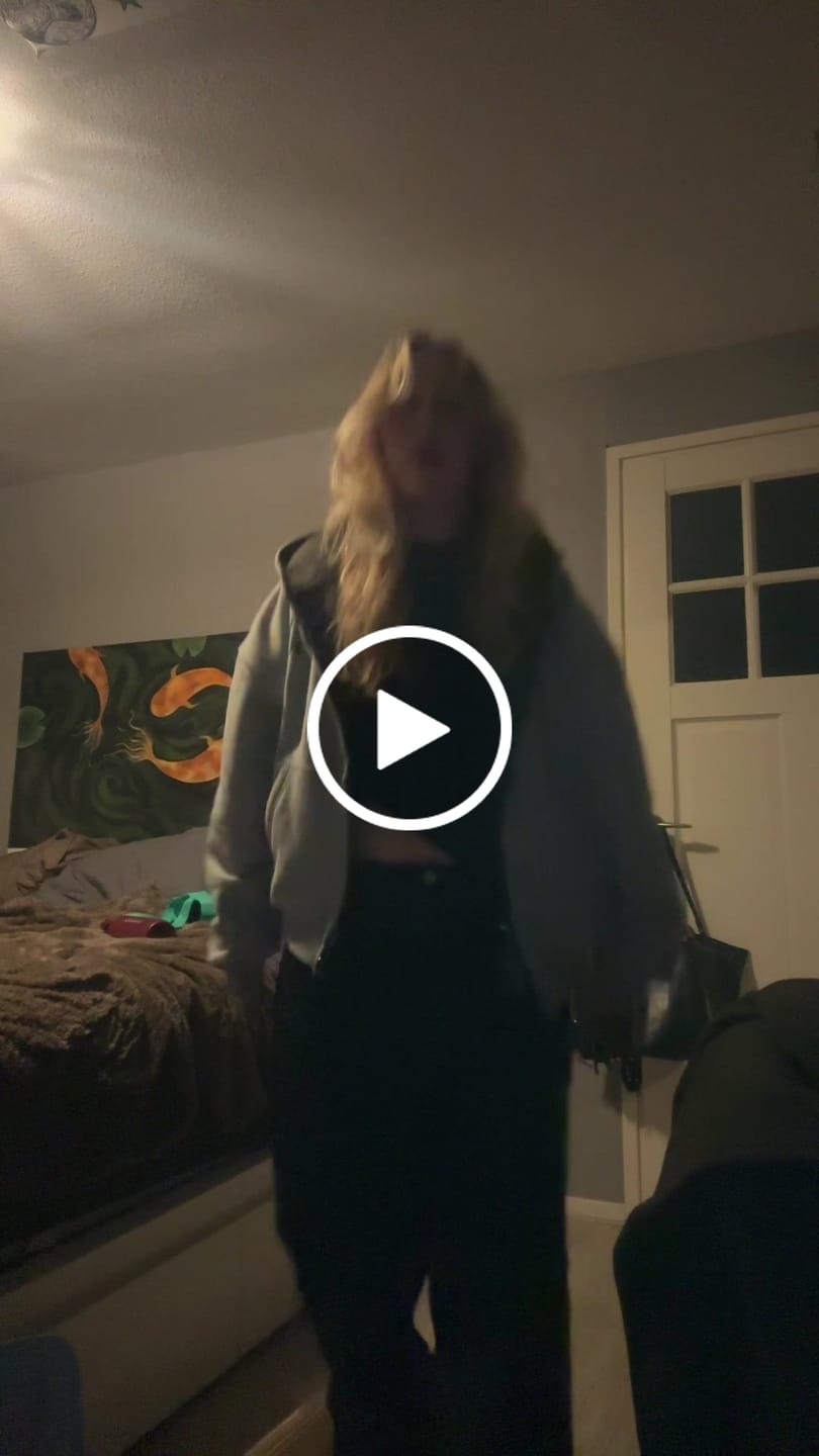 Customer video review of Reversible Camo Zip-Hoodie
