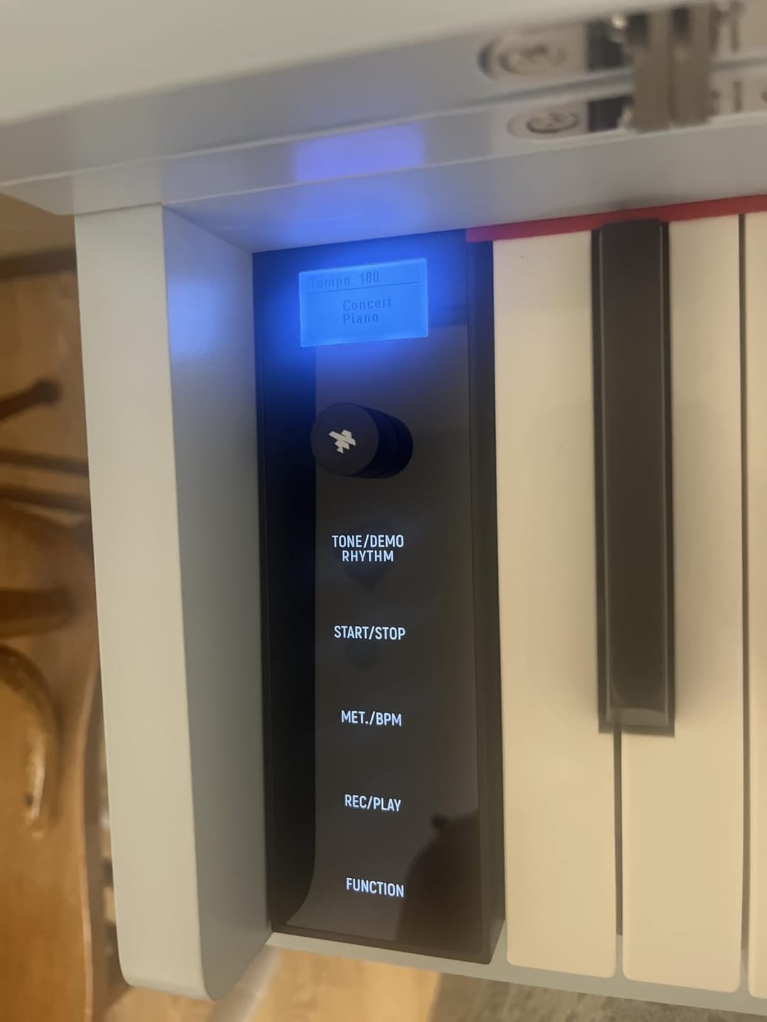 Customer photo review of Donner OURA S200 Piano numérique 88 touches pour la maison