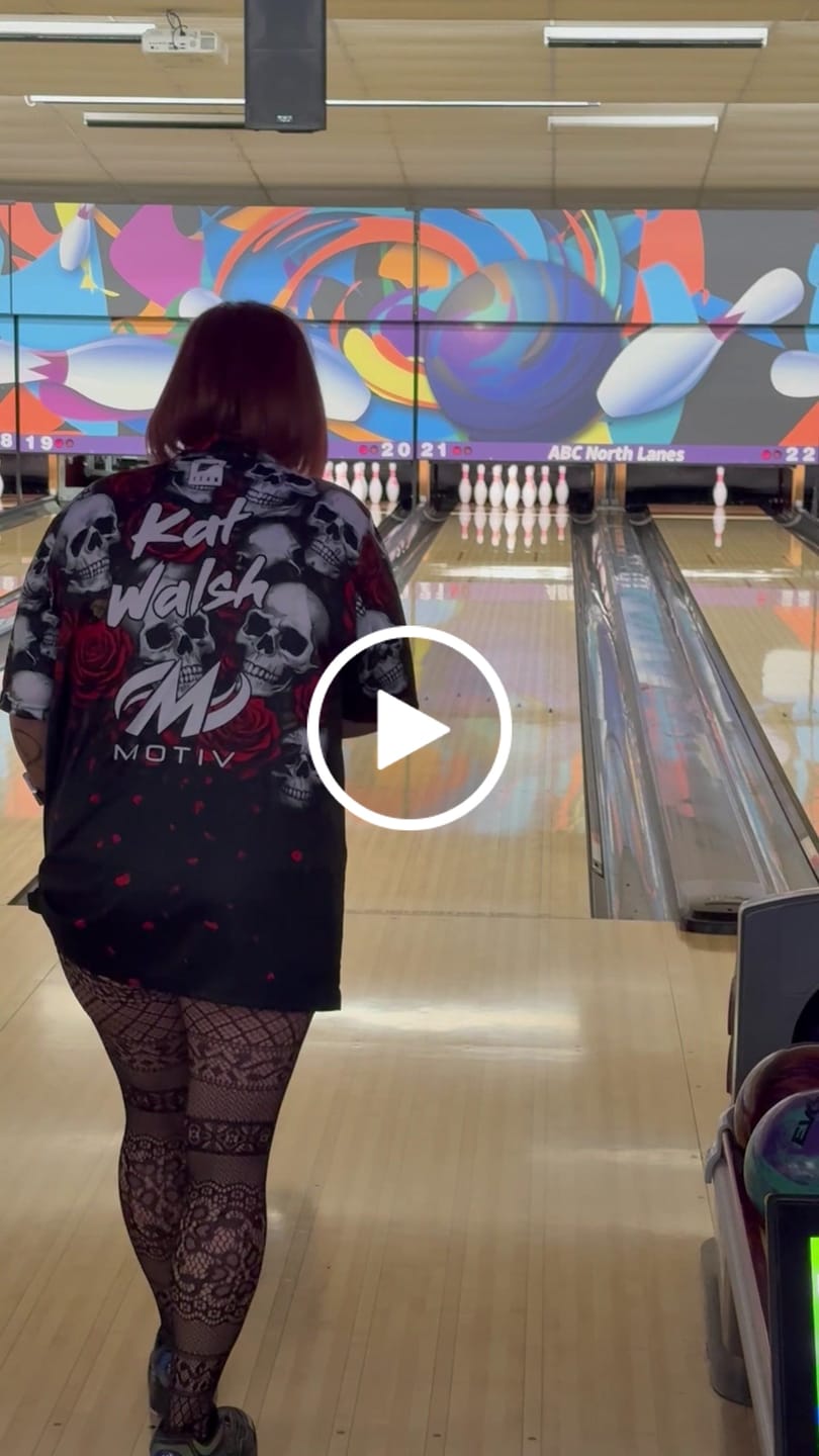 Customer video review of Mallory Clark 2026 - Skull Roses - Bowling Jersey