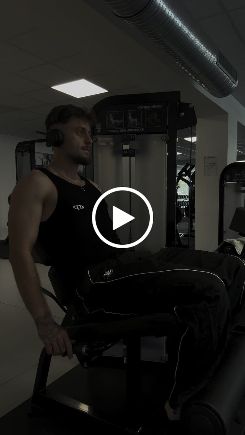 Customer video review of Cosy T-shirt