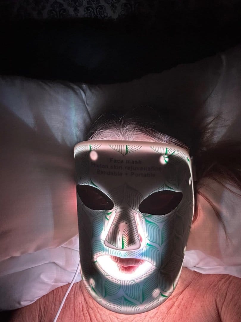 Customer photo review of LUMYHEALTH LED Red Light Therapy Face Mask(8 Colors)