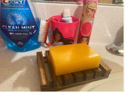 Customer photo review of Barra de Cúrcuma - Aclara Manchas y Devuelve la Luminosidad