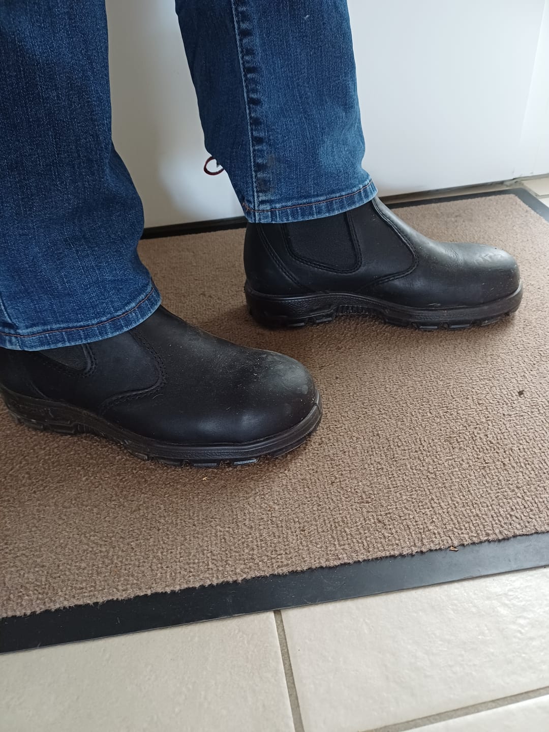 Customer photo review of Redback Bobcat BUSBBK Sicherheitsstiefel schwarz (Stahlkappe)