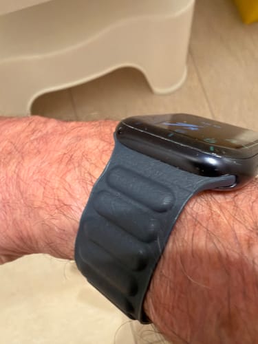 Customer photo review of Magnet Strap