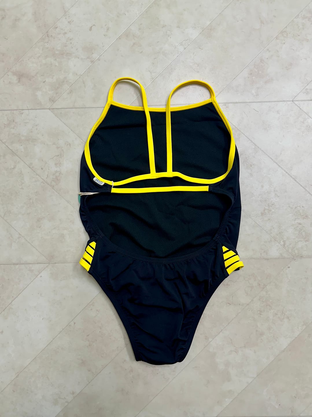Customer photo review of ZAMBIA ONE PIECE - Black|Daffodil