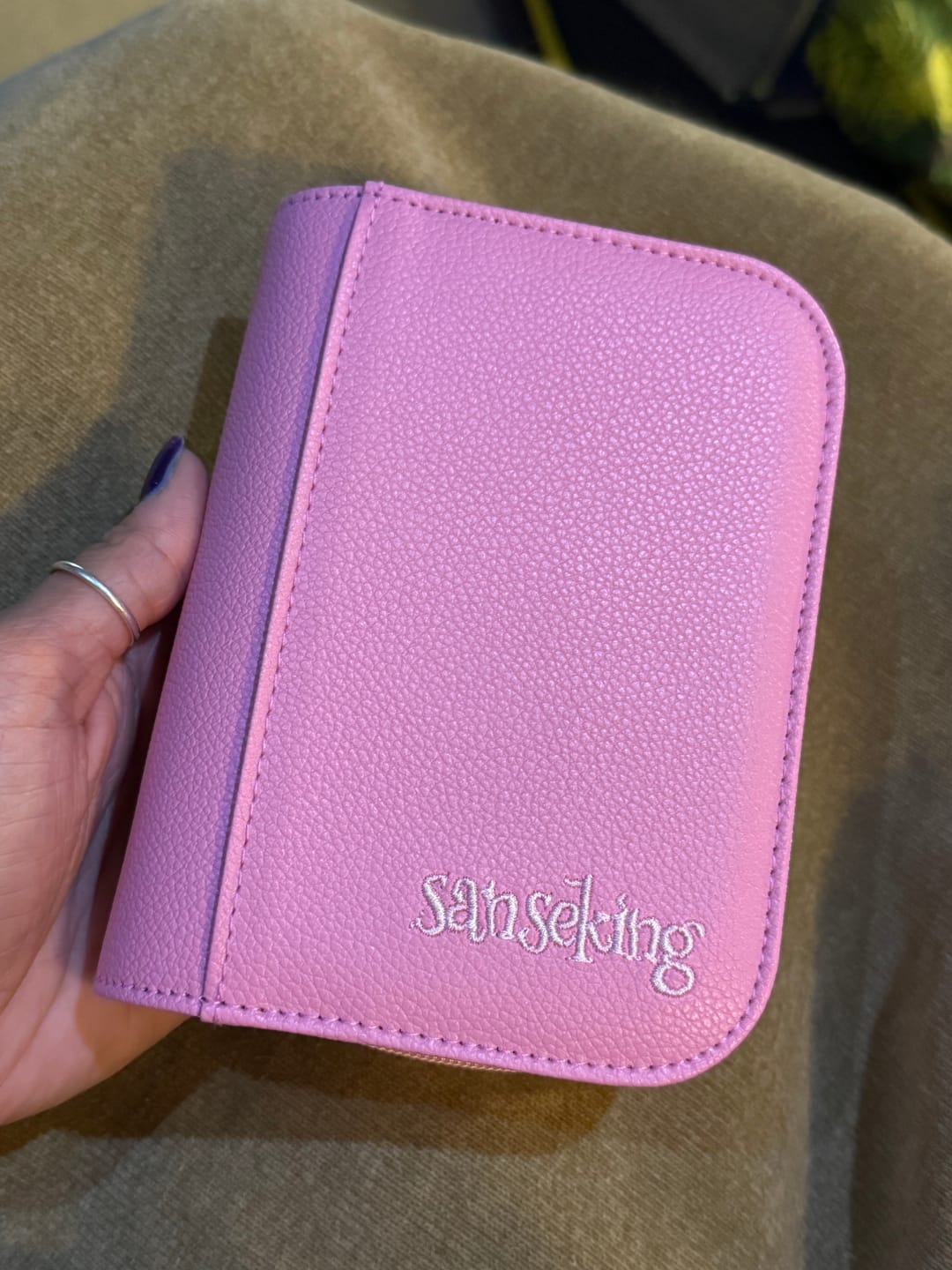 Customer photo review of AXIS-SK Pink Binder Series – One Pocket & Two Pockets