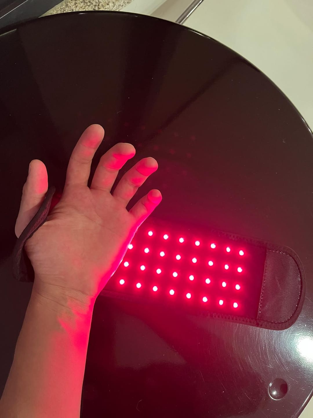 Customer photo review of Aliviura™ Red Light Therapy Hand & Wrist Wrap