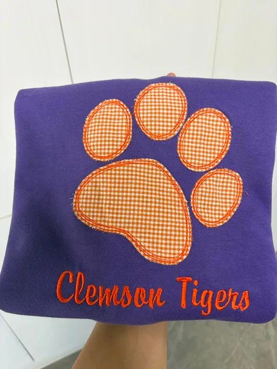 Customer photo review of Custom Tennessee Volunteers Women’s Team Spirit Sweatshirt – Applique Embroidered Side Bow Pullover