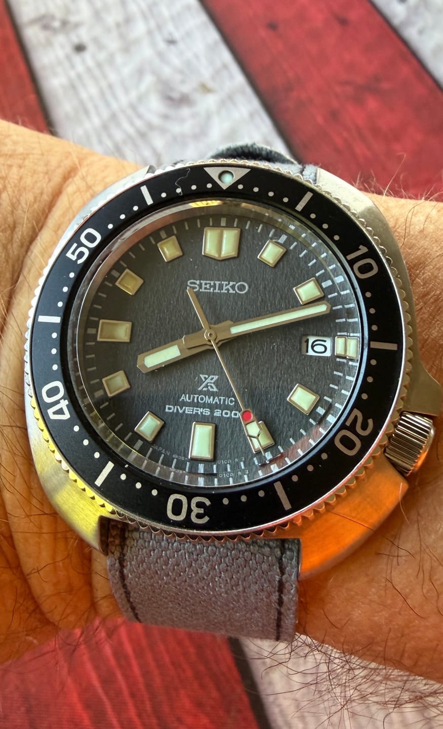 Customer photo review of W.O.E. Submersible Wrist Compass 2.0