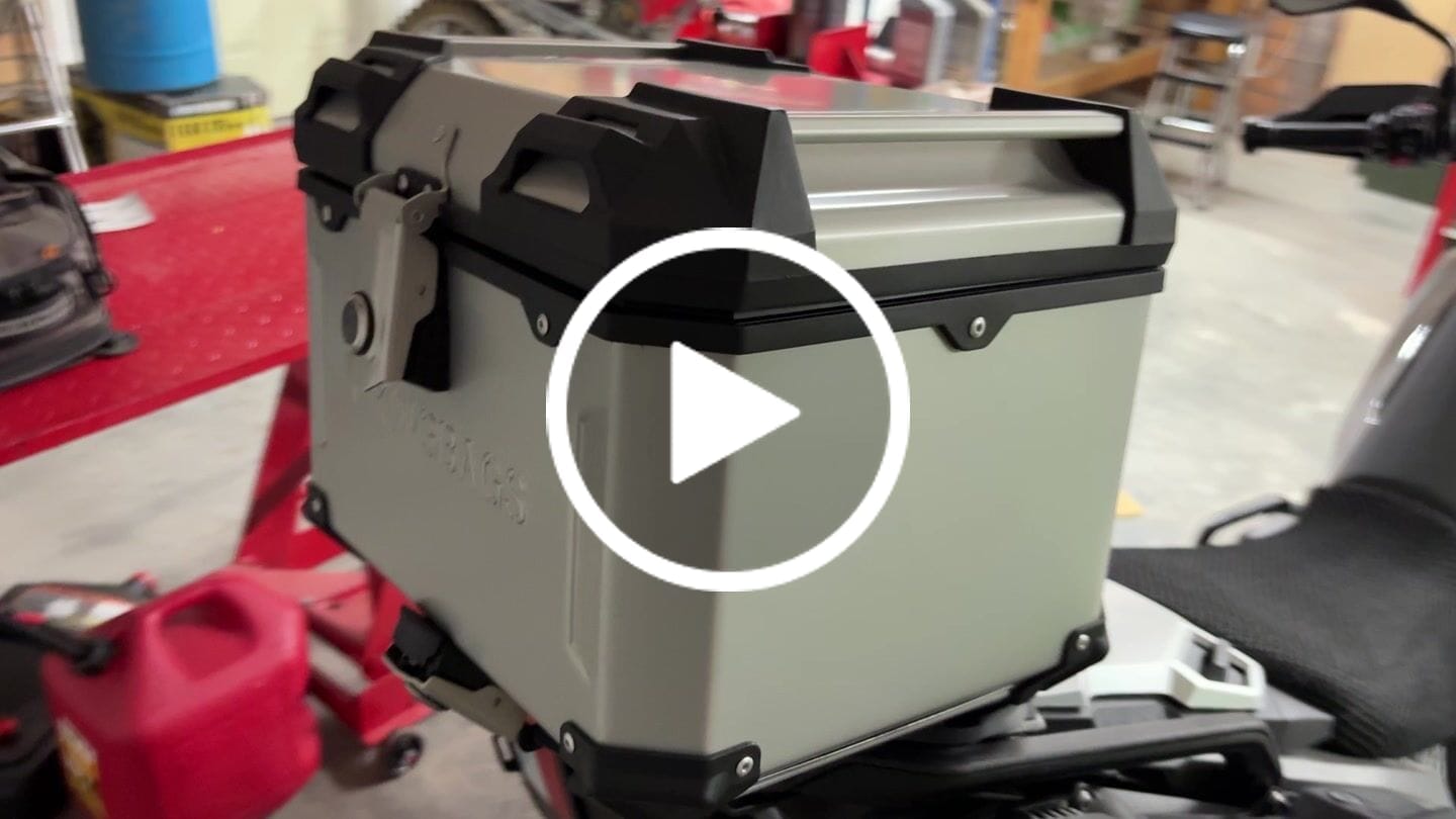 Customer video review of 38L - Apex XL BMW R 1300 GS Aluminum Top Case Silver