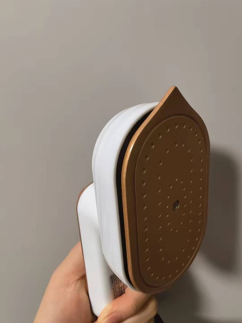 Customer photo review of Mini Steam Iron - Travel Portable Electric Iron