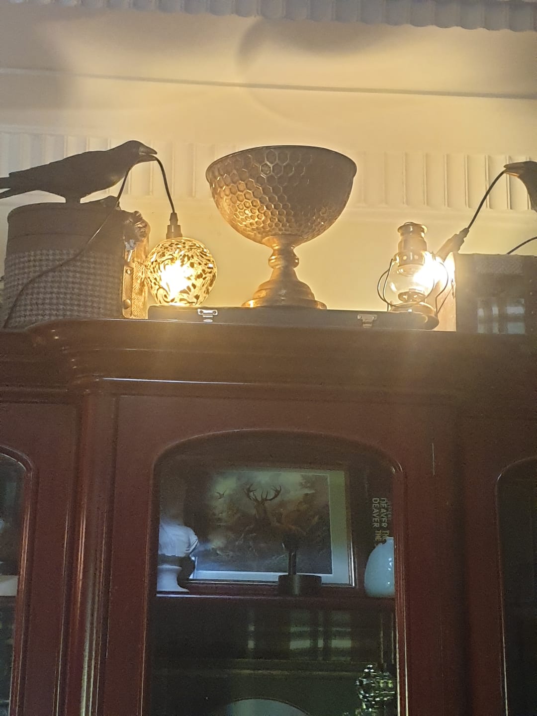 Customer photo review of Oriana French Provincial Pedestal Bowl, Honeycomb Relief, Antique Gold 24.5cm