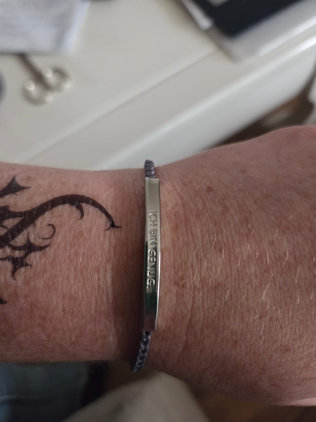 Customer photo review of Armband "Ich bin genug."