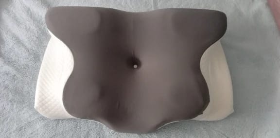 Customer photo review of ORVANE Butterfly™ – 5 Zone Neck & Shoulder Pain Relief Pillow
