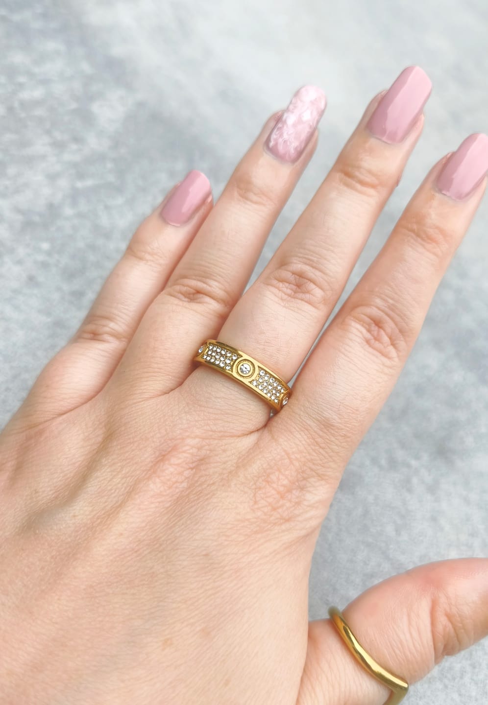 Customer photo review of Timeless Pave Ring 14K Vergoldet