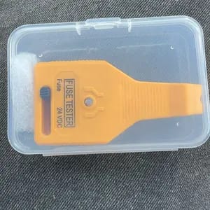 Customer photo review of Strumento Diagnostico Auto per Testare e Rimuovere Fusibili