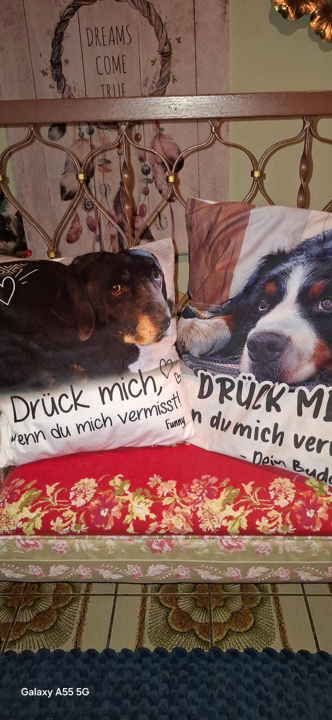 Customer photo review of Personalisiertes Kissen - Drück mich, wenn du mich vermisst