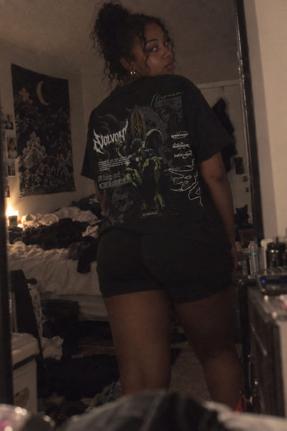 Customer photo review of HxH | Meruem Heavyweight Washed Tee