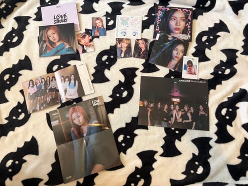Customer photo review of Mystery K-pop Album (Buy 1 get 1 FREE)